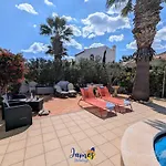 Villa Dolses 3br With Pool & Sun Deck Ld12 *