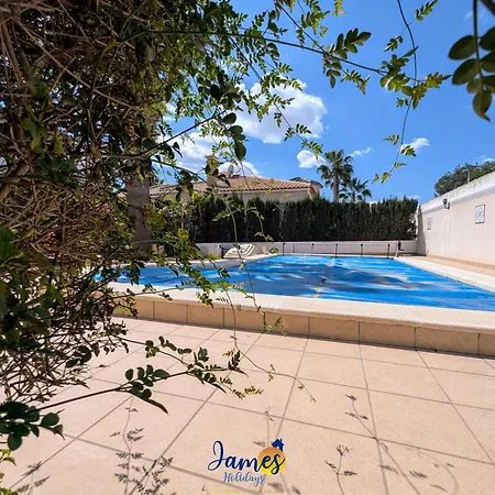 Villa Dolses 3br With Pool & Sun Deck Ld12 *