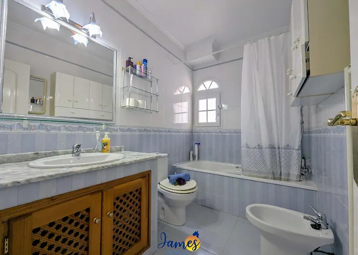 Villa Dolses 3br With Pool & Sun Deck Ld12 Los Dolses